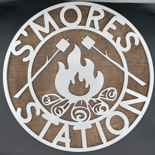 Welcome Sign - S'MORES STATION